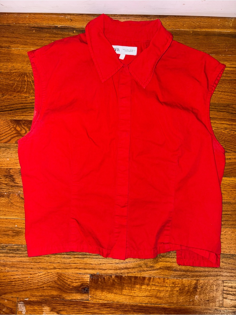 Zara Bright Red Sleeveless Button-Down Collared Top